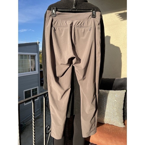 Athleta Capri Crop Active Joggers RN 54023 Womens Size 6 Gray - Picture 2 of 7
